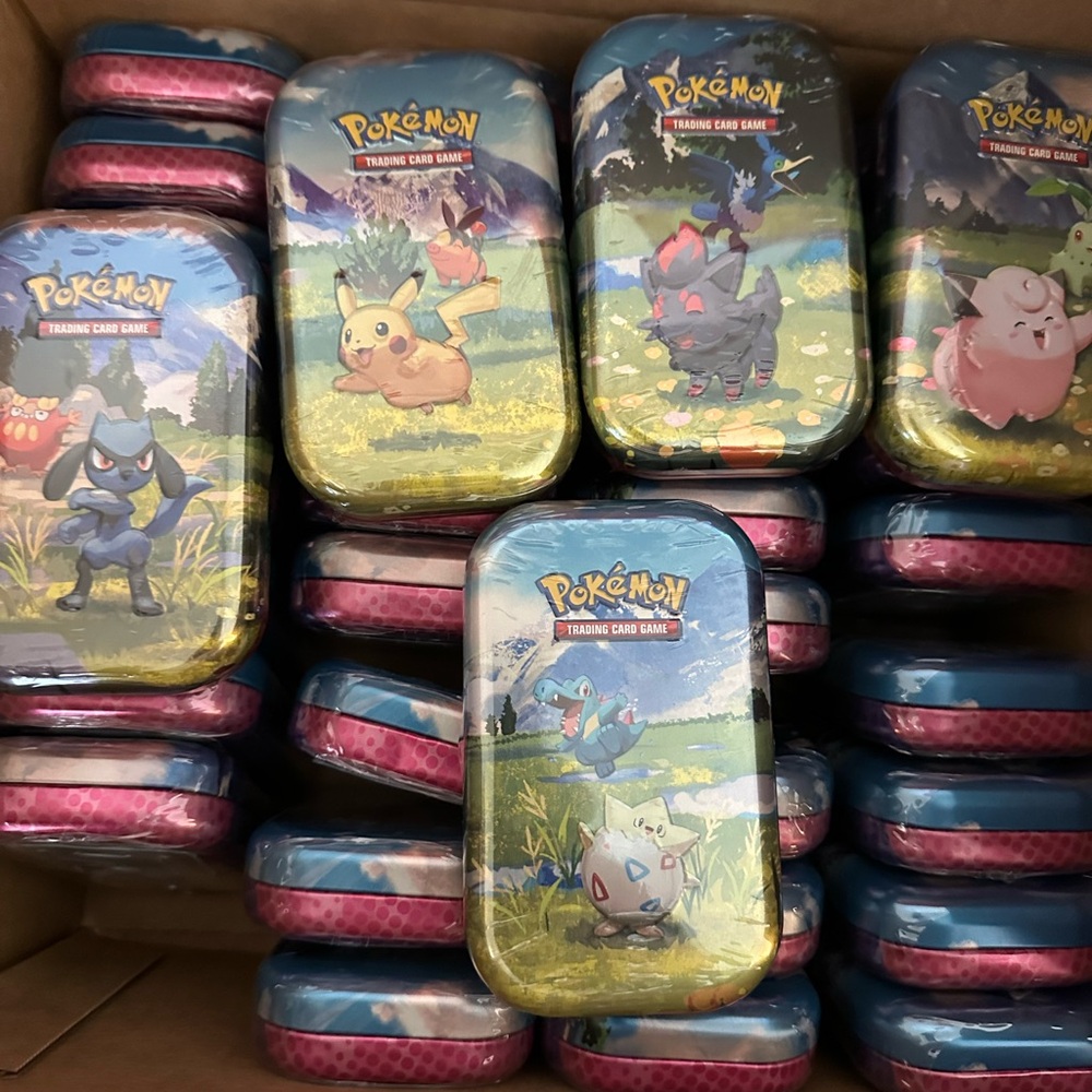 Pokémon Trading Card Game Mini Tin - Assorted Pokémon Art (PER TIN)